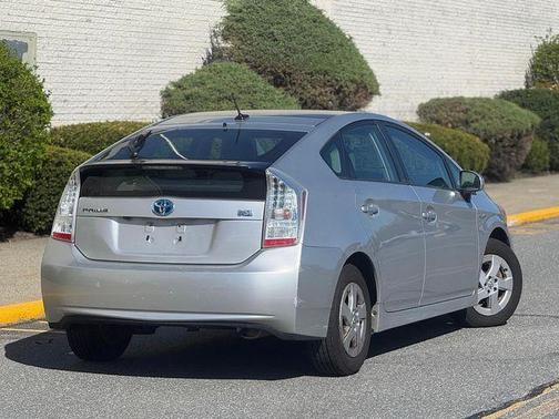 2010 Toyota Prius I