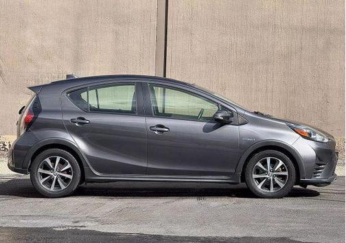 2018 Toyota Prius c Four