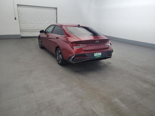 Ultimate Red 2024 Hyundai ELANTRA Limited