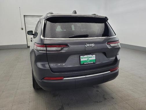 2022 Jeep Grand Cherokee L Laredo