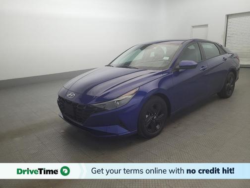 2022 Hyundai ELANTRA SEL