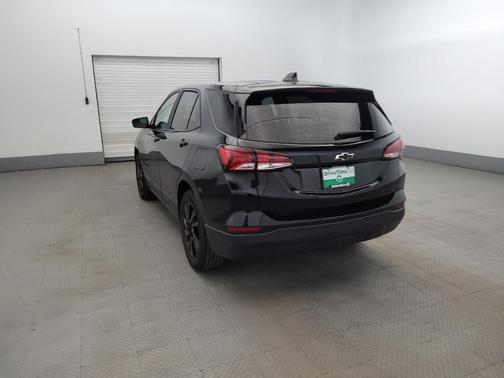 Mosaic Black Metallic 2023 Chevrolet Equinox LS