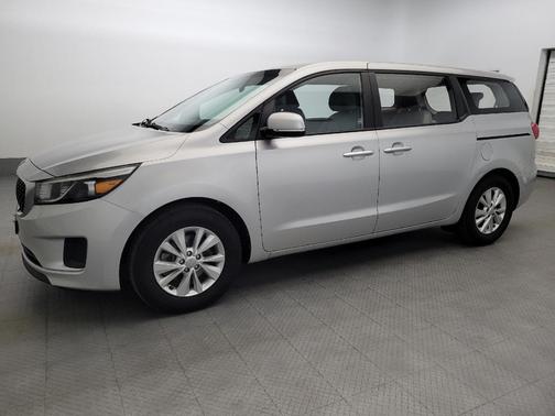 2018 Kia Sedona L