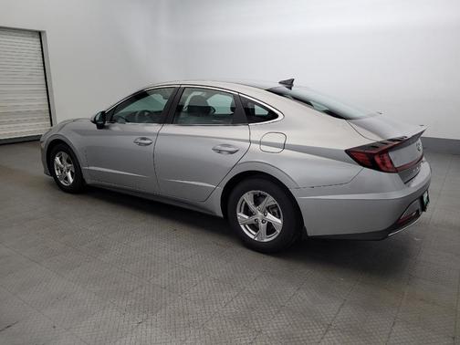 2022 Hyundai SONATA SE