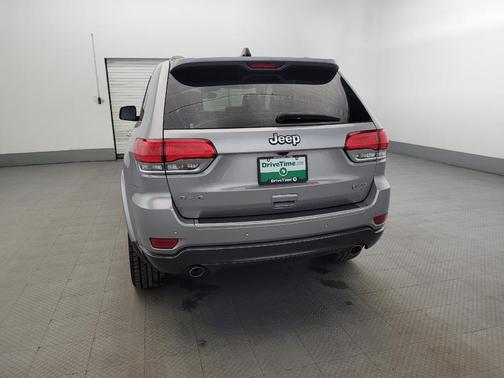 2018 Jeep Grand Cherokee Sterling Edition