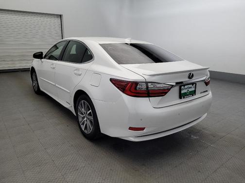 2017 Lexus ES 300h Base
