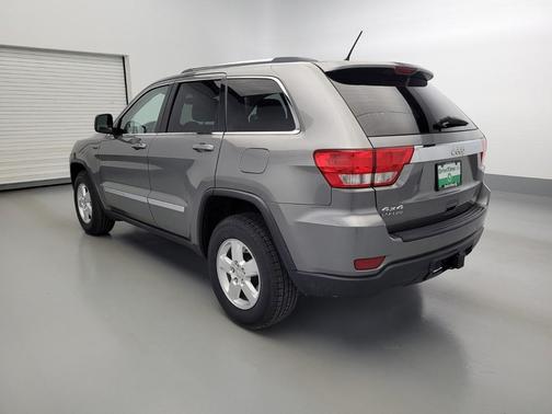 Photo 5 of 32 of 2012 Jeep Grand Cherokee Laredo