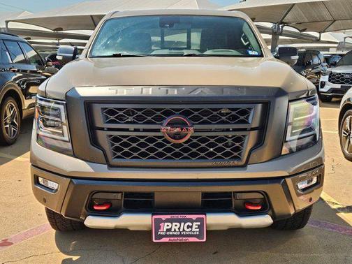 2024 Nissan Titan PRO-4X