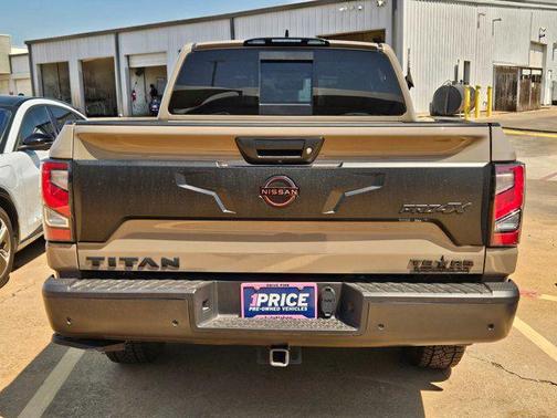 2024 Nissan Titan PRO-4X