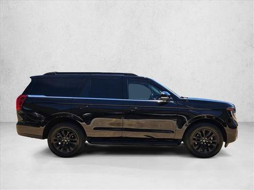 Agate Black Metallic 2025 Ford Expedition Active
