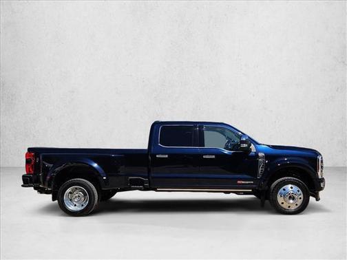 2024 Ford F-450 Platinum