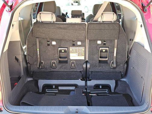 2023 Toyota Sienna LE