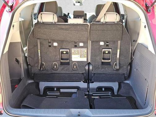 2023 Toyota Sienna LE