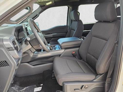 Oxford White 2026 Ford F-150 XLT