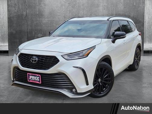 2023 Toyota Highlander XSE