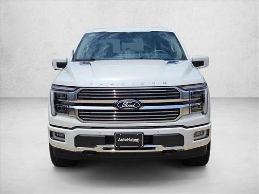 Star White Metallic Tri-Coat 2026 Ford F-150 Platinum