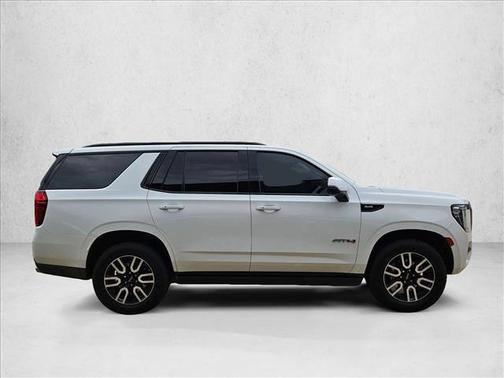Summit White 2023 GMC Yukon 4WD AT4