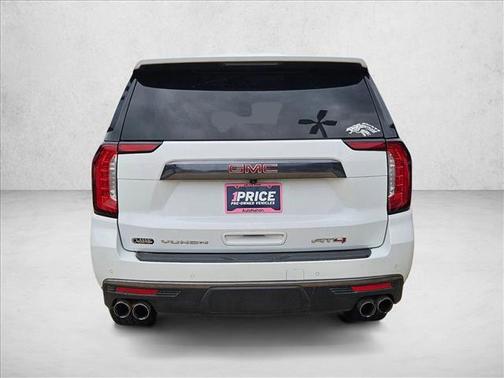 Summit White 2023 GMC Yukon 4WD AT4