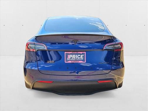 2024 Tesla Model Y Long Range Dual Motor All-Wheel Drive