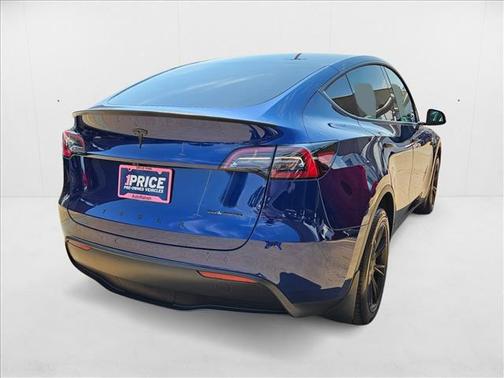 2024 Tesla Model Y Long Range Dual Motor All-Wheel Drive