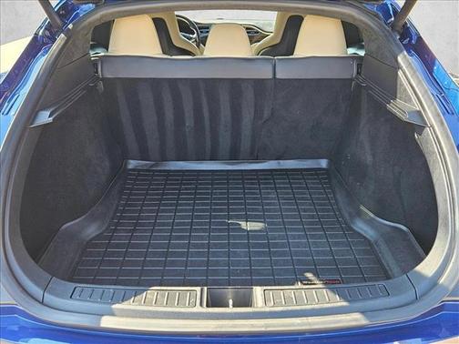 2016 Tesla Model S 90D