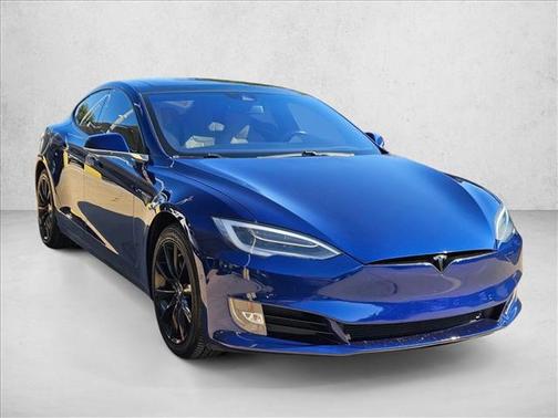 2016 Tesla Model S 90D