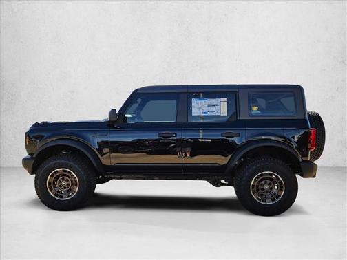 2025 Ford Bronco Base 4 Door 4x4