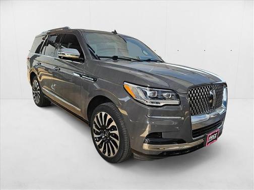 2022 Lincoln Navigator Black Label