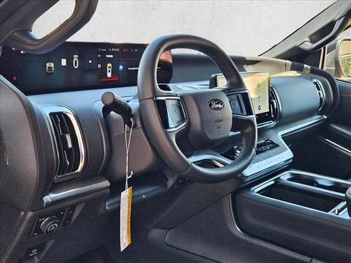 Marsh Gray 2026 Ford Expedition Tremor