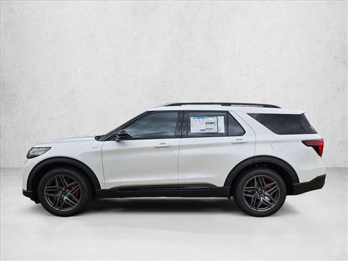 Star White Metallic Tri-Coat 2026 Ford Explorer ST-Line