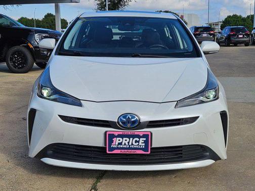 2019 Toyota Prius XLE