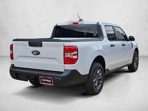 Oxford White 2026 Ford Maverick XLT