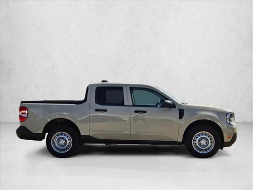 Desert Sand 2025 Ford Maverick XL