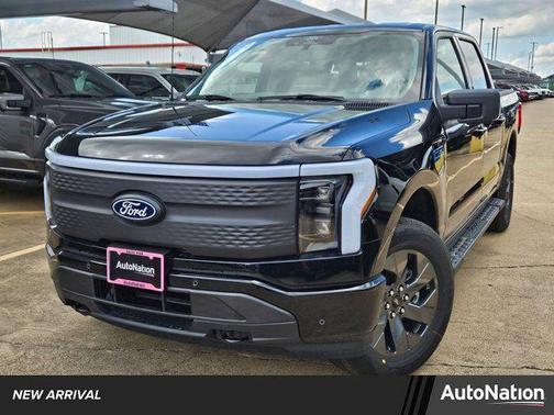 2025 Ford F-150 Lightning Flash