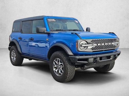 Velocity Blue Metallic 2025 Ford Bronco Badlands