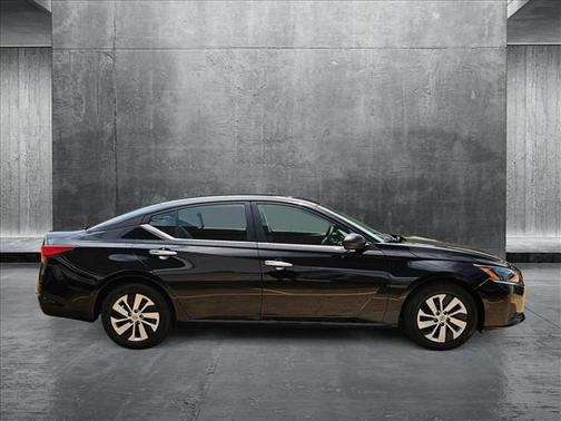 2024 Nissan Altima S FWD