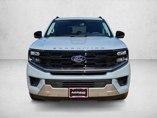 Glacier Gray Metallic Tri-Coat 2026 Ford Expedition Max Platinum