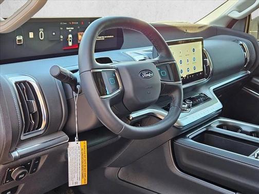 Glacier Gray Metallic Tri-Coat 2026 Ford Expedition Max Platinum
