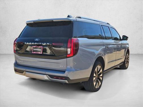 Glacier Gray Metallic Tri-Coat 2026 Ford Expedition Max Platinum