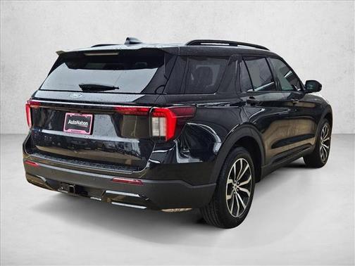 Agate Black Metallic 2026 Ford Explorer ST-Line