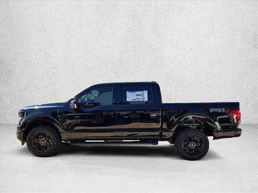 Agate Black Metallic 2026 Ford F-150 XLT