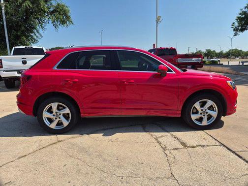 Tango Red Metallic 2020 Audi Q3 45 Premium