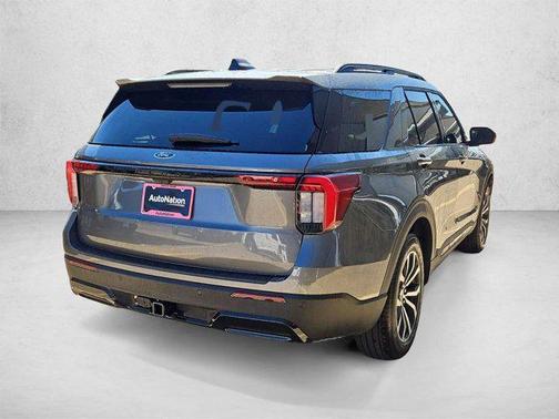 Carbonized Gray Metallic 2026 Ford Explorer ST-Line