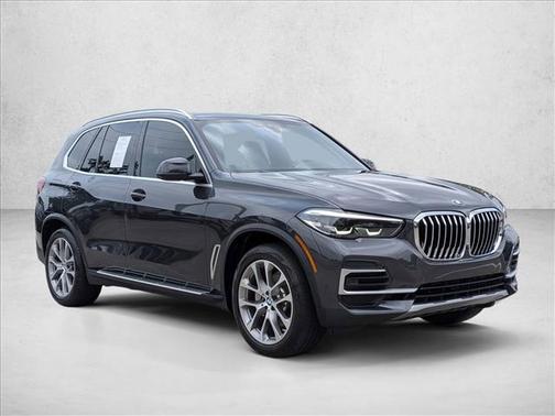 Dark Graphite Metallic 2022 BMW X5 xDrive40i