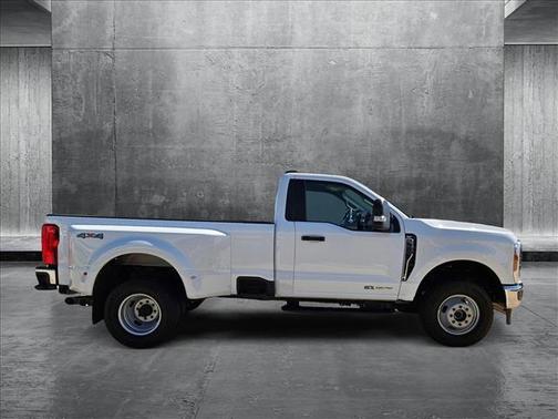 2024 Ford F-350 XLT