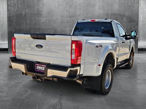 2024 Ford F-350 XLT