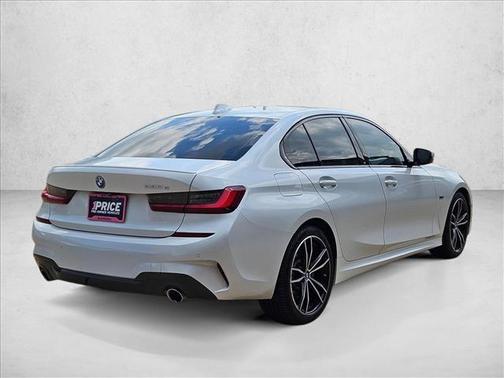 Mineral White Metallic 2022 BMW 330e 330e