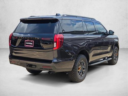Dark Matter Gray Metallic 2026 Ford Expedition Tremor