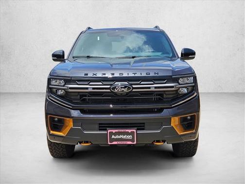 Dark Matter Gray Metallic 2026 Ford Expedition Tremor