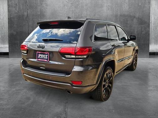 2021 Jeep Grand Cherokee Laredo